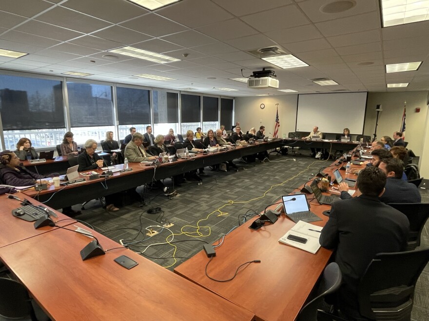 The State Board of Education passes a resolution opposing a proposal to transfer much of the board's authority to the governor. The 11 elected members and eight appointed members approved the resolution 13-6.