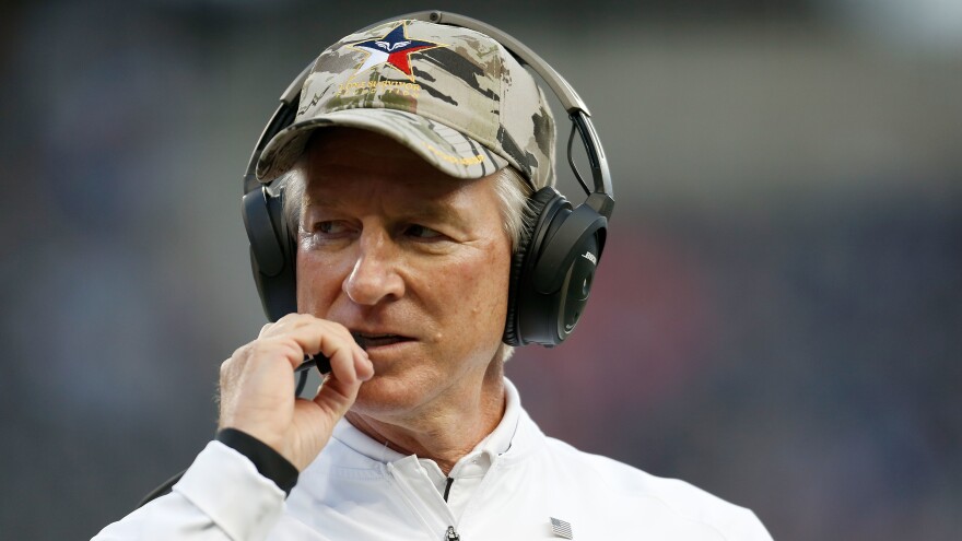 Tommy Tuberville, who had been head coach of the Cincinnati Bearcats football team, was supported by President Trump.