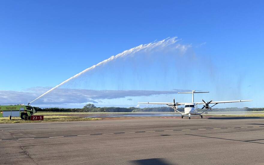 During Lānaʻi Air's first landing of their scheduled service to Moloka'i on Wednesday, the fire department welcomed the plane with a water salute as it taxied off the runway.