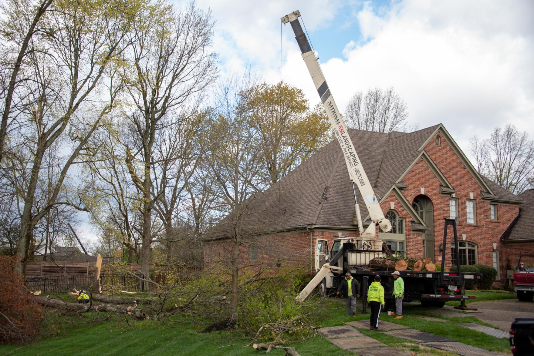 Clean up underway after Tuesday tornadoes touch down in Louisville area