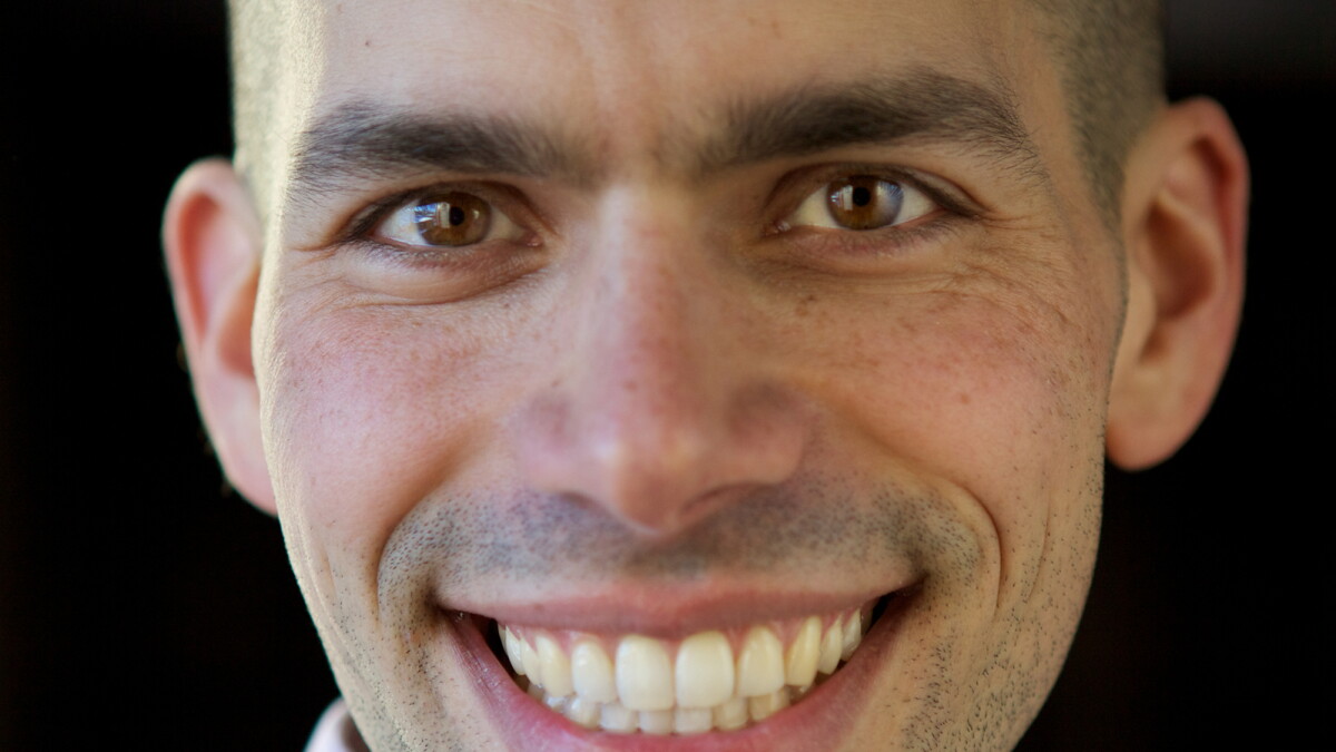 Ari Daniel : vimarsana.com