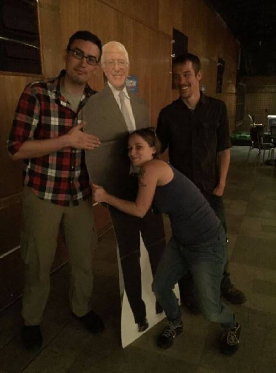 bernie_fans.jpg