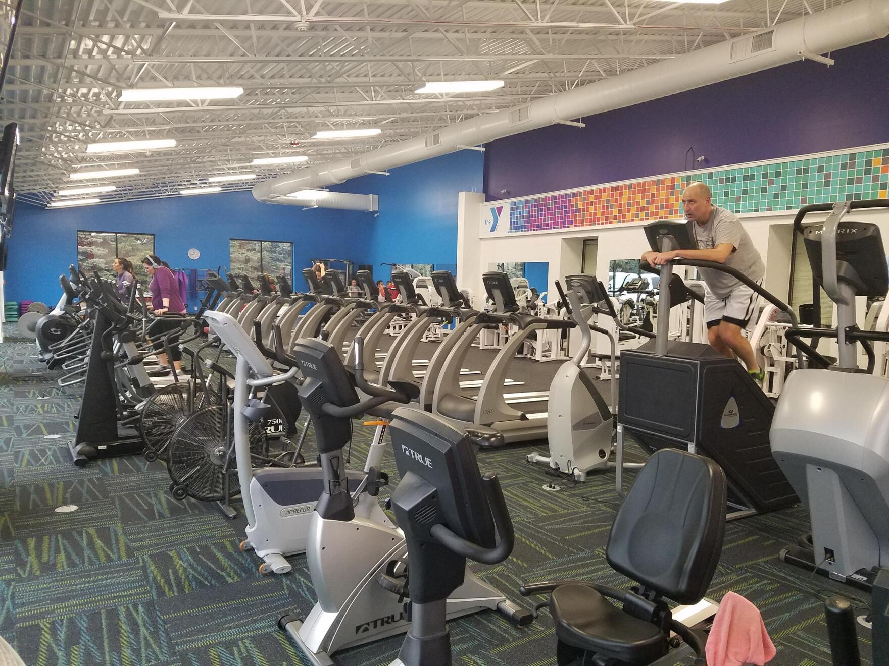 Warren County YMCA Debuts Wellness Center