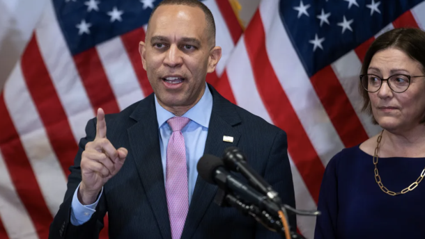 House Minority Leader Hakeem Jeffries, D-N.Y., speaks about Virginia's redistricting vote as Democratic Congressional Campaign Committee Chairman Suzan DelBene, D-Wash., right, looks on, at the Democratic National Committee headquarters in Washington, Wednesday, April 22, 2026. Virginia voters approved a congressional redistricting plan that could help Democrats win up to four additional U.S. House seats in this year's midterm elections.