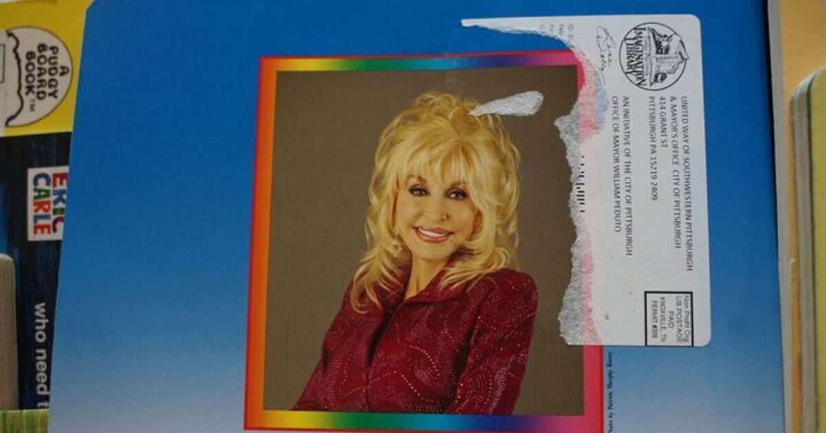 Photo: wesanews.org A picture of Dolly Parton on the back of a children's book she authored