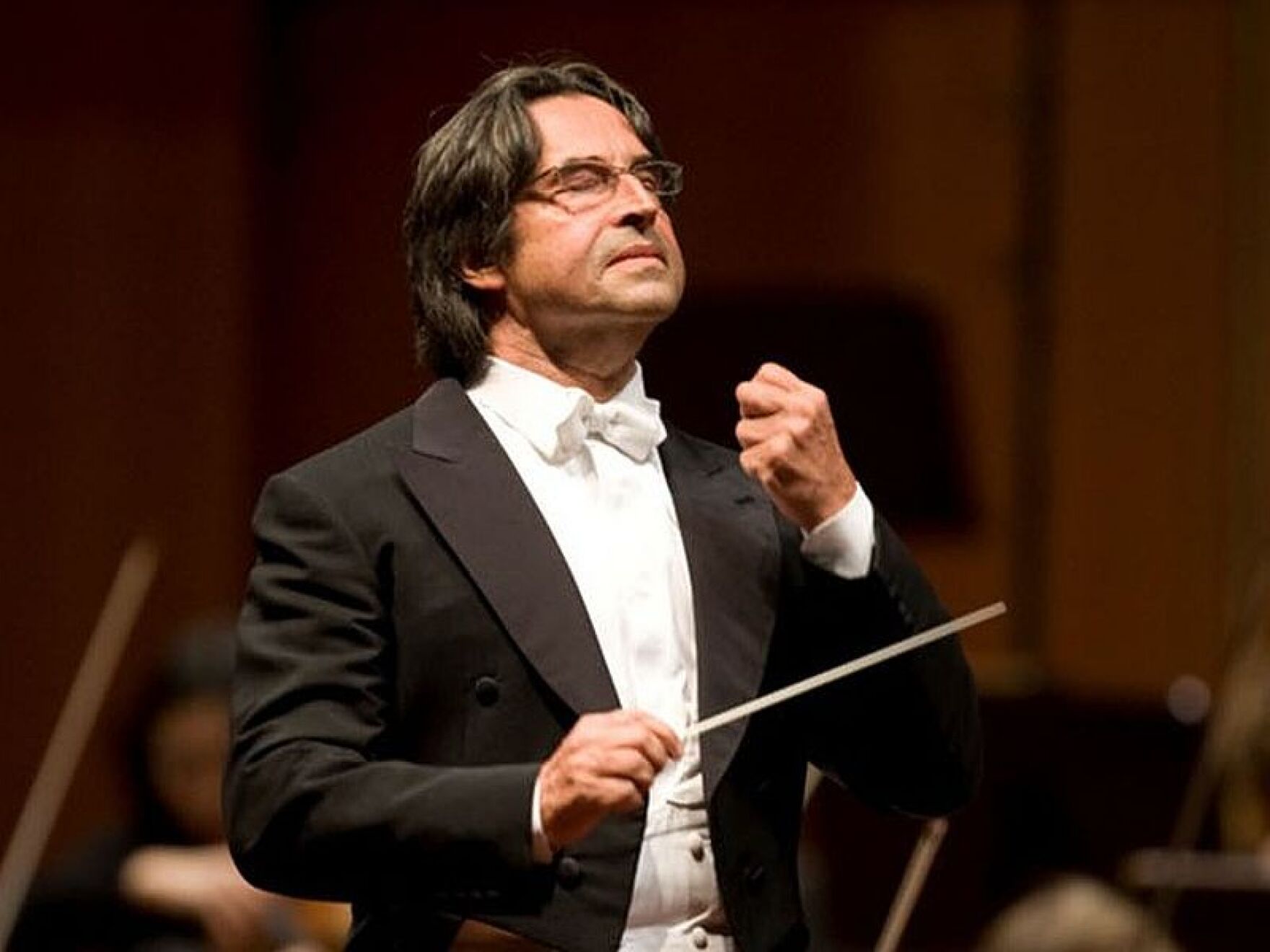 риккардо мути. итальянский дирижер. фернандо мастранджело. великие дирижеры современности. дирижер риккардо дриго.