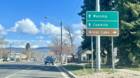 the turnoff for mirror lake highwya or state route 150 is seen on kamas main street
