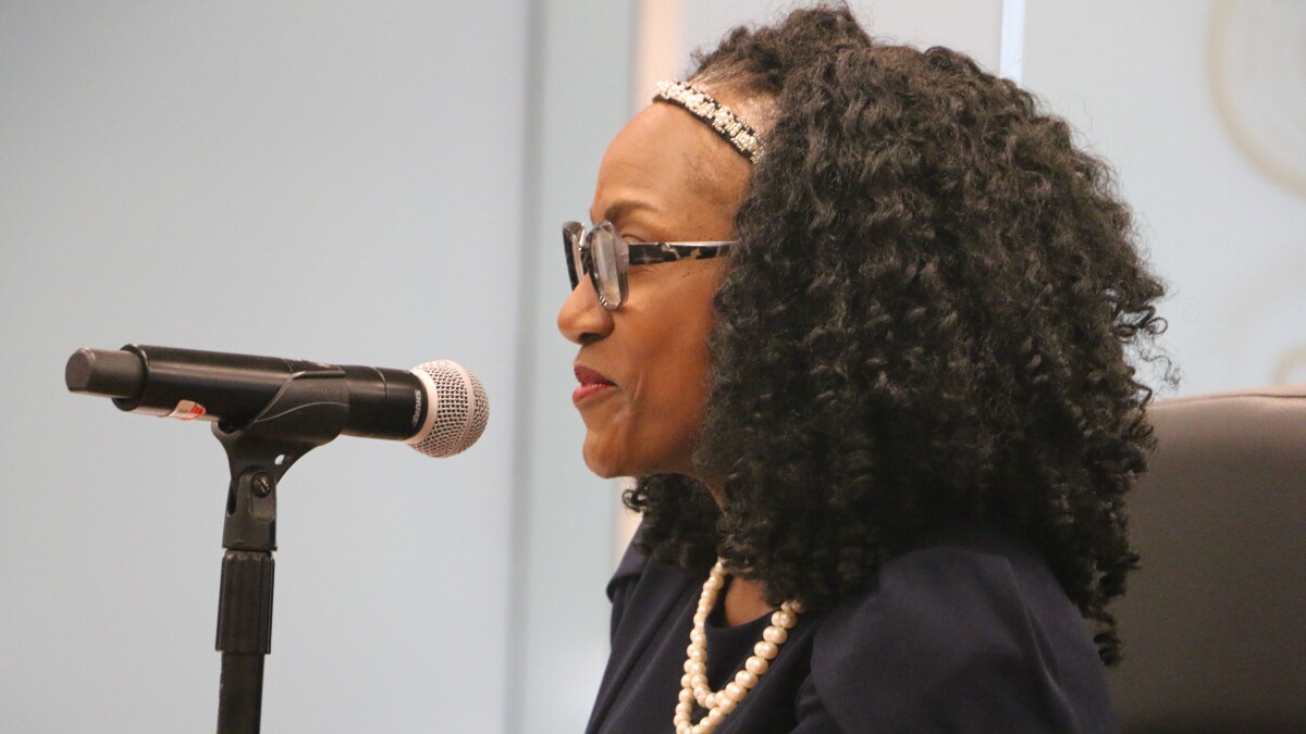 How New Orleans superintendent's $300K salary compares to other Louisiana  school leaders | WWNO