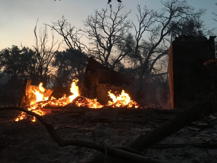 The 2018 Holiday wildfire burning near Goleta.
