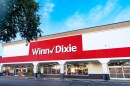 The facade of a Winn-Dixie store.