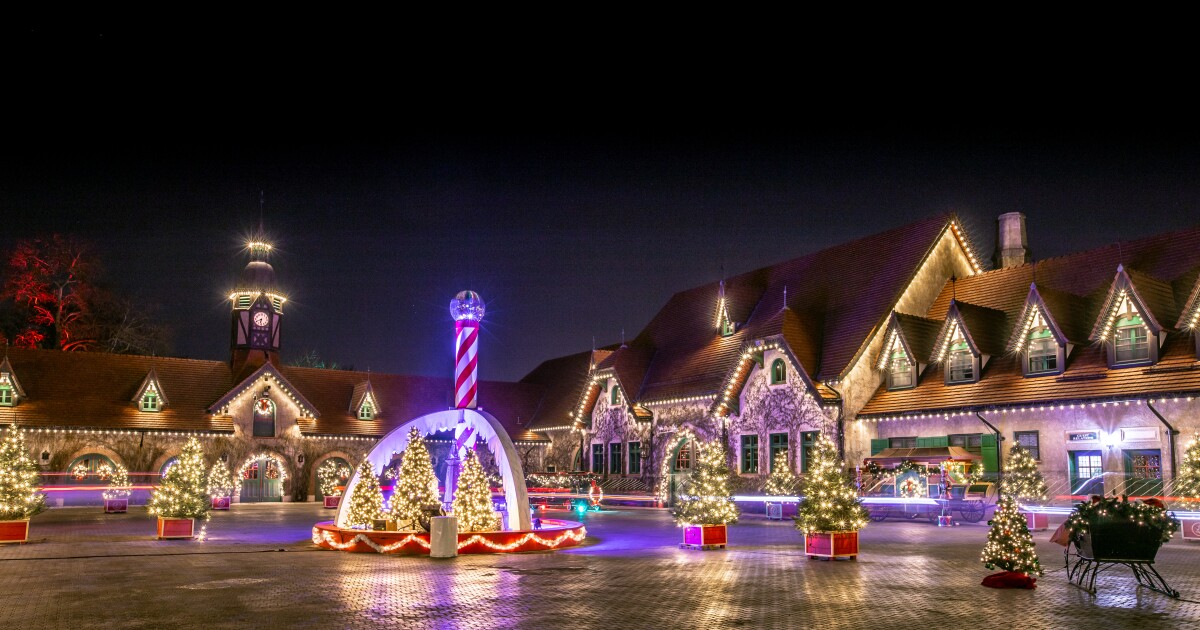 Holiday Lights at Grant's Farm STLPR Grants Farm Christmas Lights