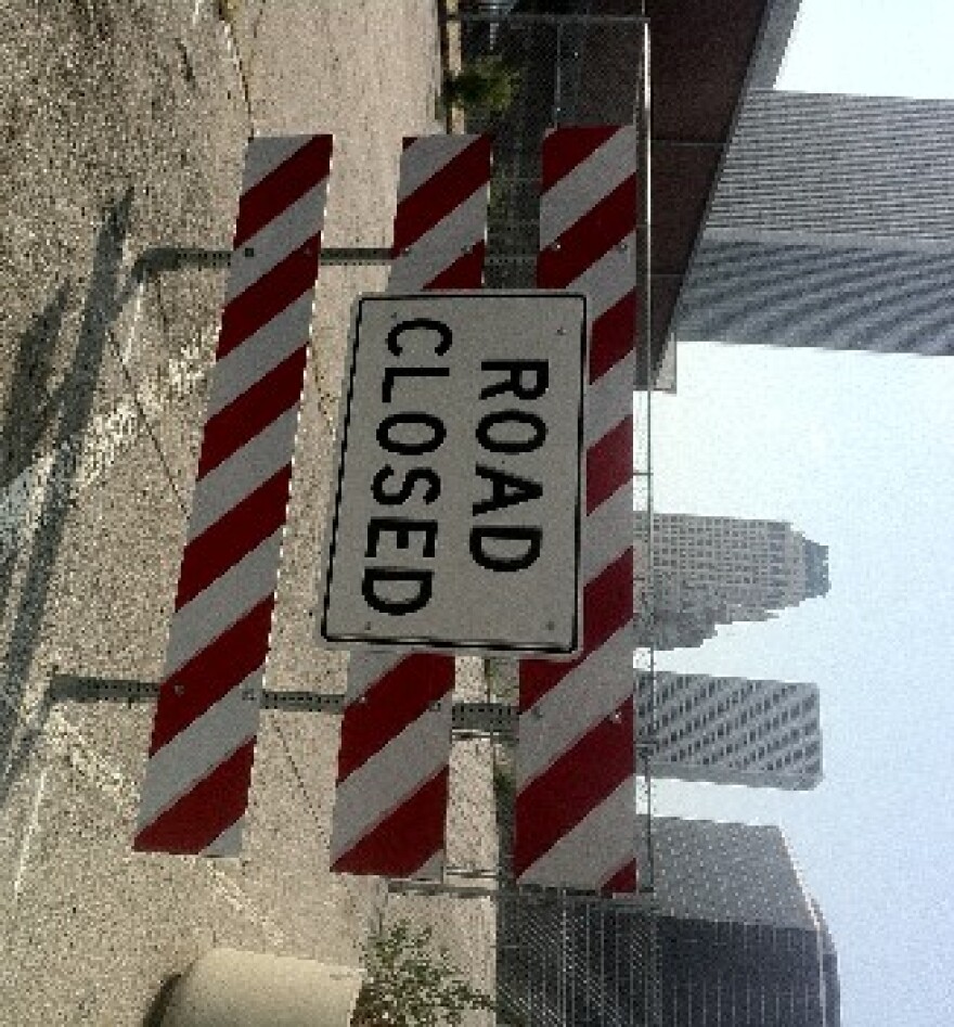 The road closed sign on the Archer side of the old demolished Boulder bridge.