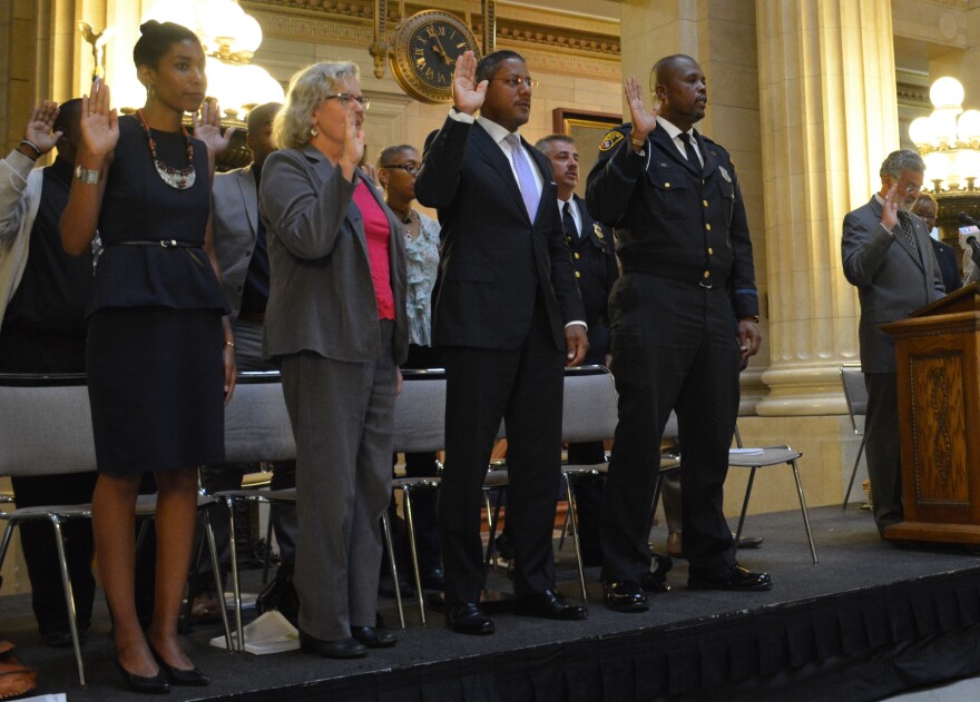 Photo of commission swearing in