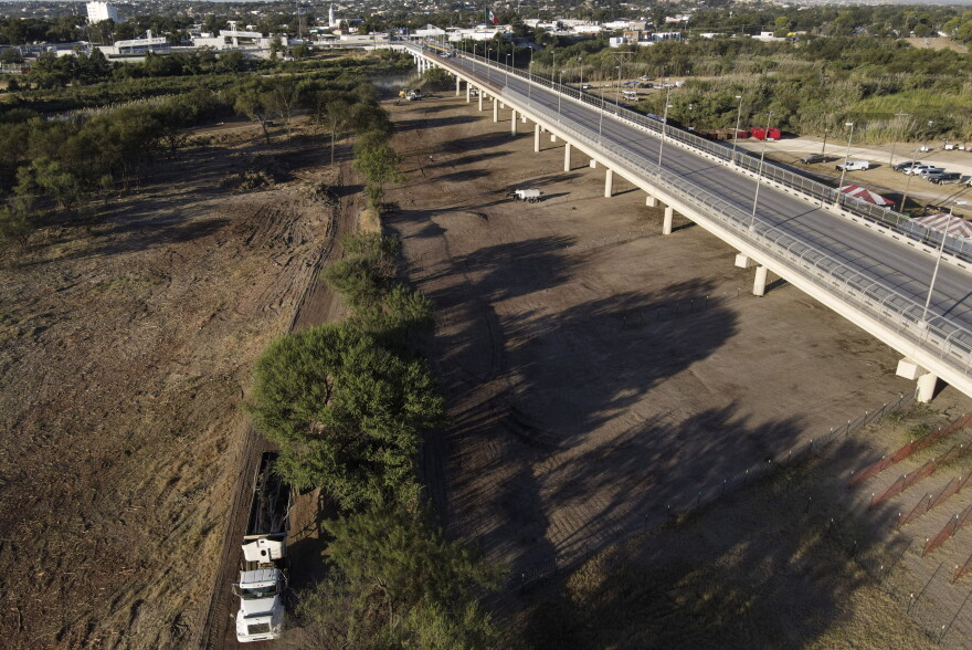 Del Rio Texas Bridge The Border Is Reopening At Del Rio After The U.S. Clears Migrant Camp ...