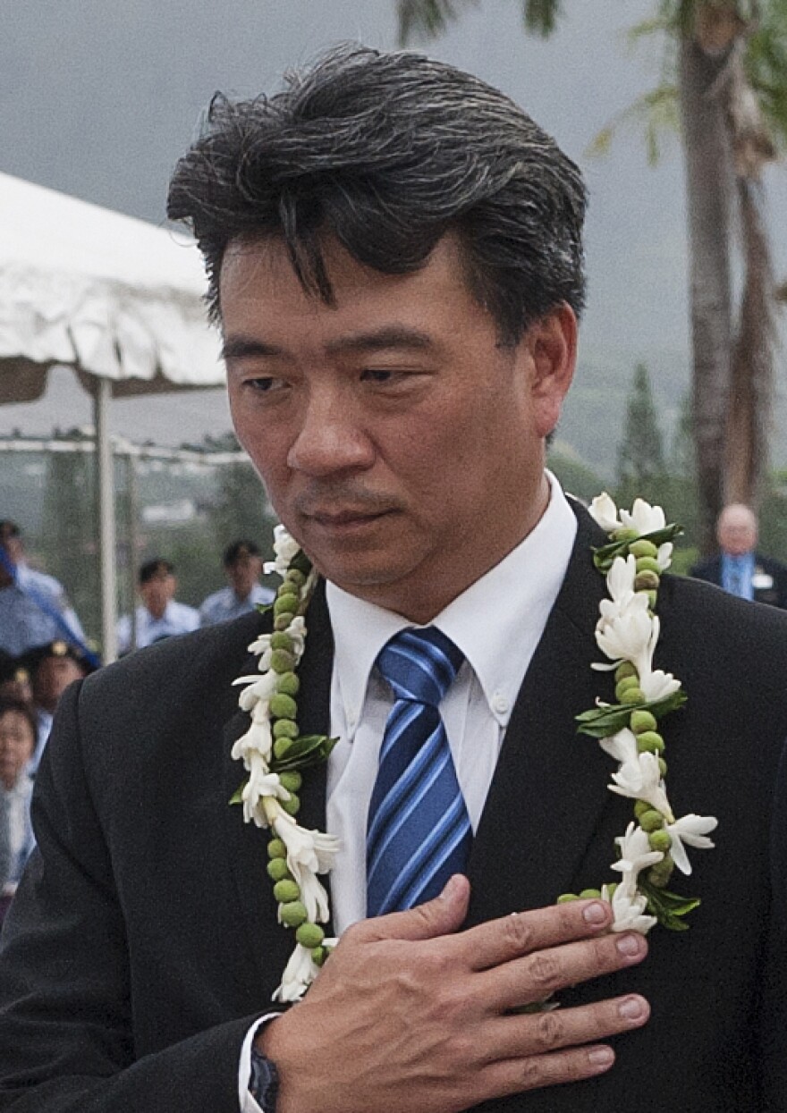 Shan_Tsutsui_wikimedia.jpg
