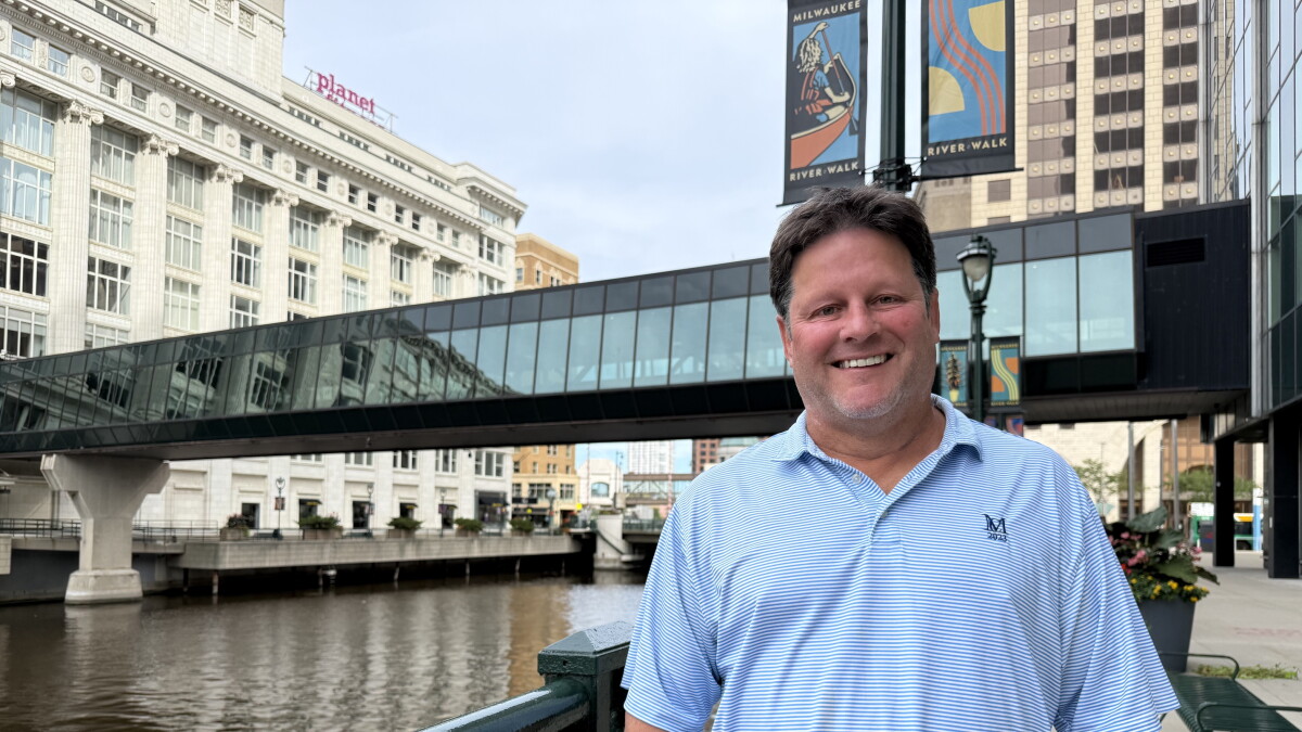 Milwaukee-area high school teacher reflects on 25 years of teaching 9/11