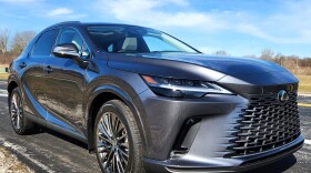 2024 Lexus RX 450h Luxury AWD right front
