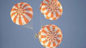 Drop test of Orion's parachute system December 2012. Photo: NASA