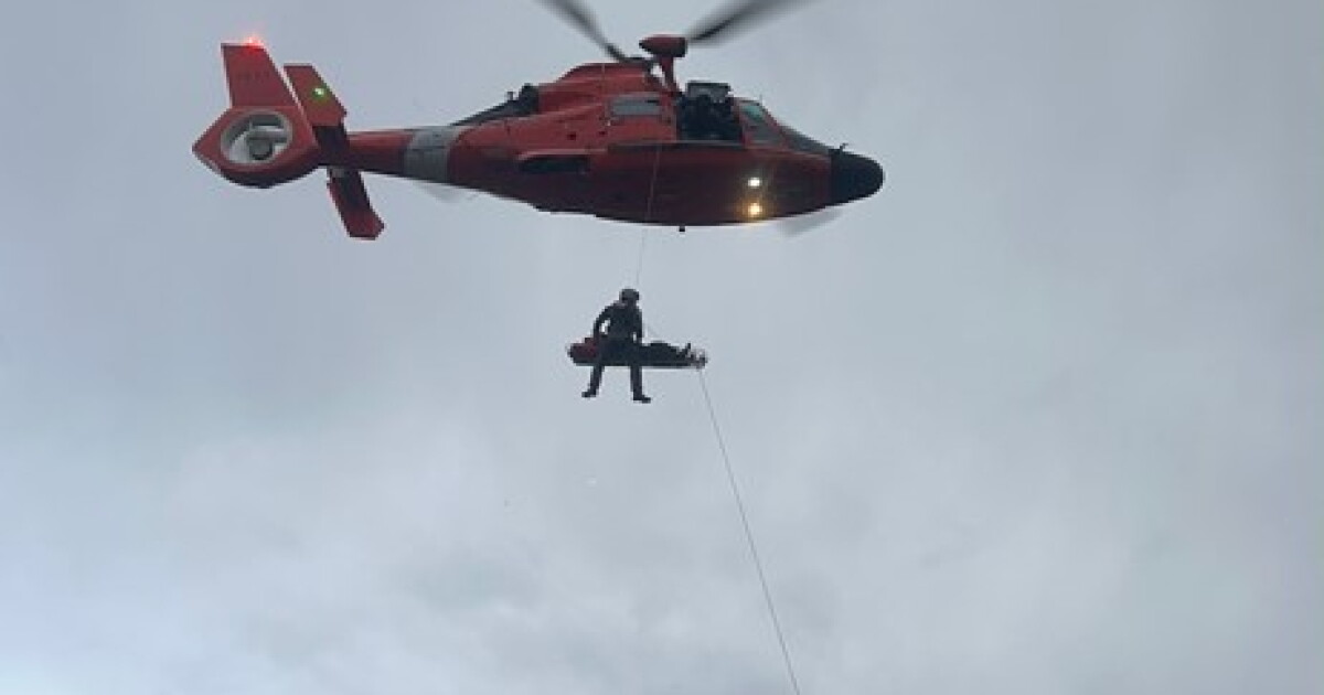 Coast Guard rescues injured hiker on North Sister