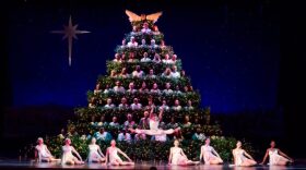Singing Christmas Tree 
