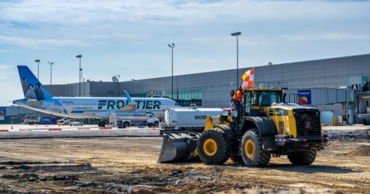 Long Island businesses see an opportunity to expand flights to Islip's