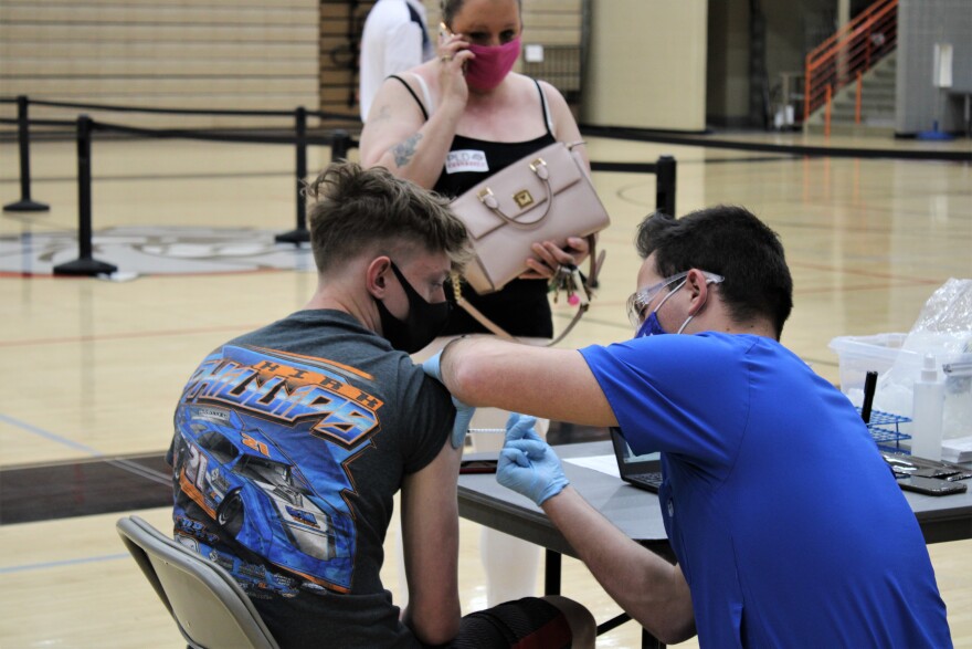 fchs_vaccine_clinic.jpg