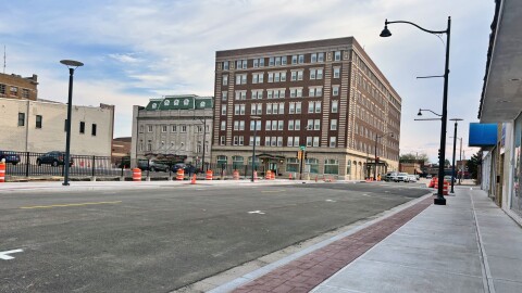 Simmons Street between Prairie and Kellogg streets in downtown Galesburg has reopened.