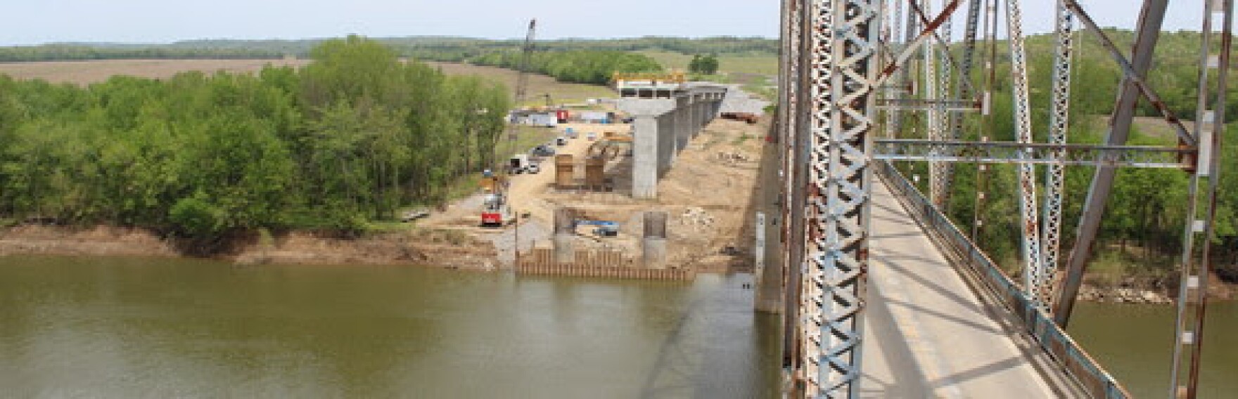 Construction of new U.S. 60 Cumberland River Bridge at Smithland ahead of schedule WKMS
