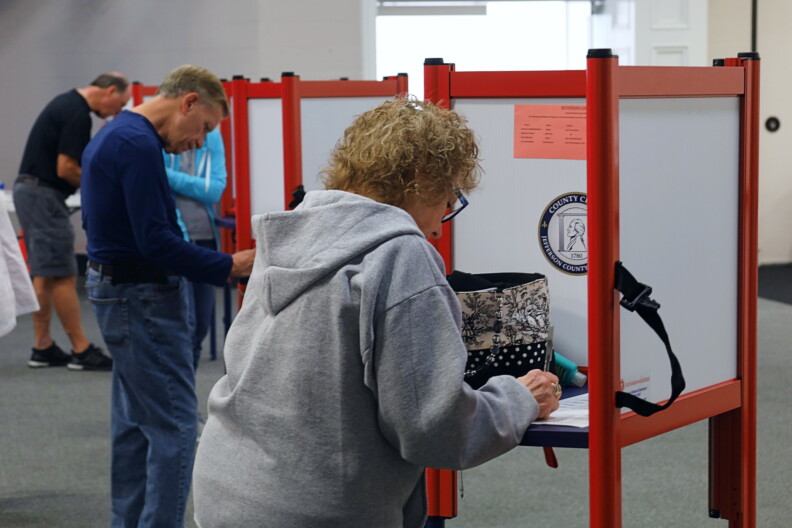 Early Voting Underway in Kentucky as Voters Weigh Federal Races