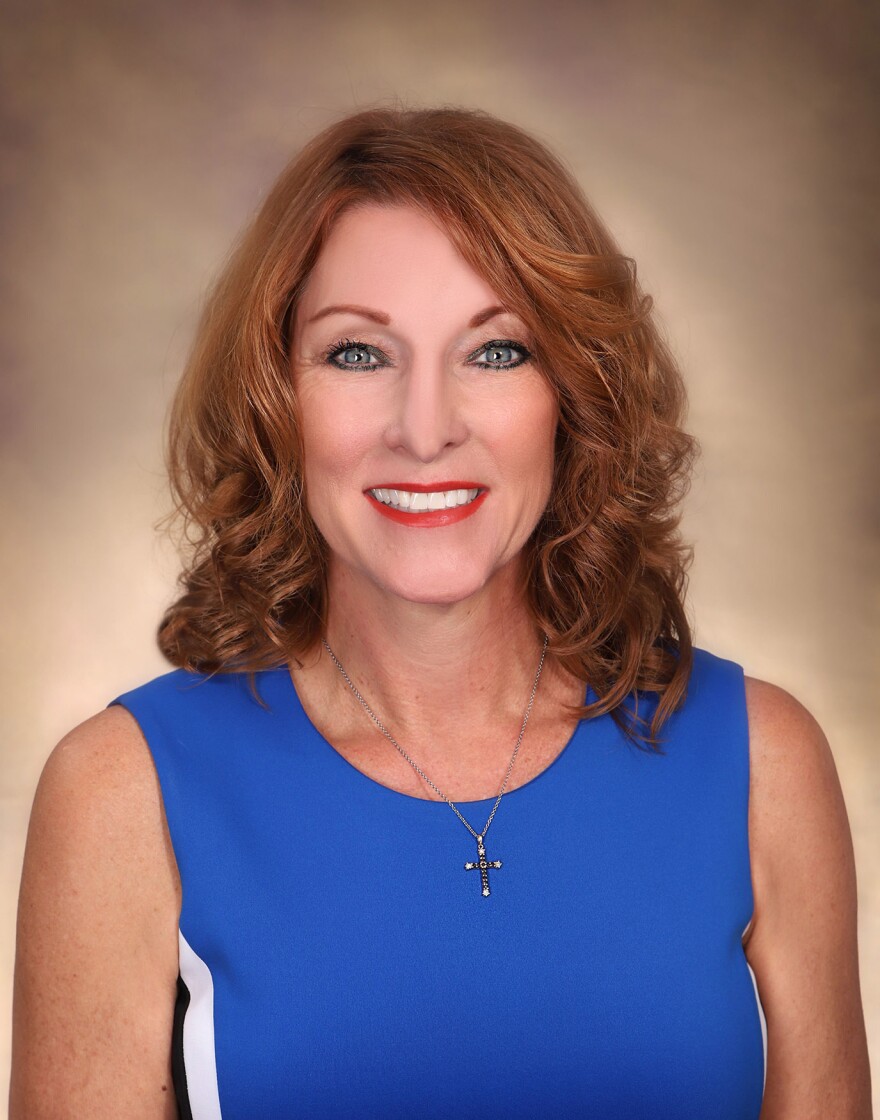 Dr Karen Barber