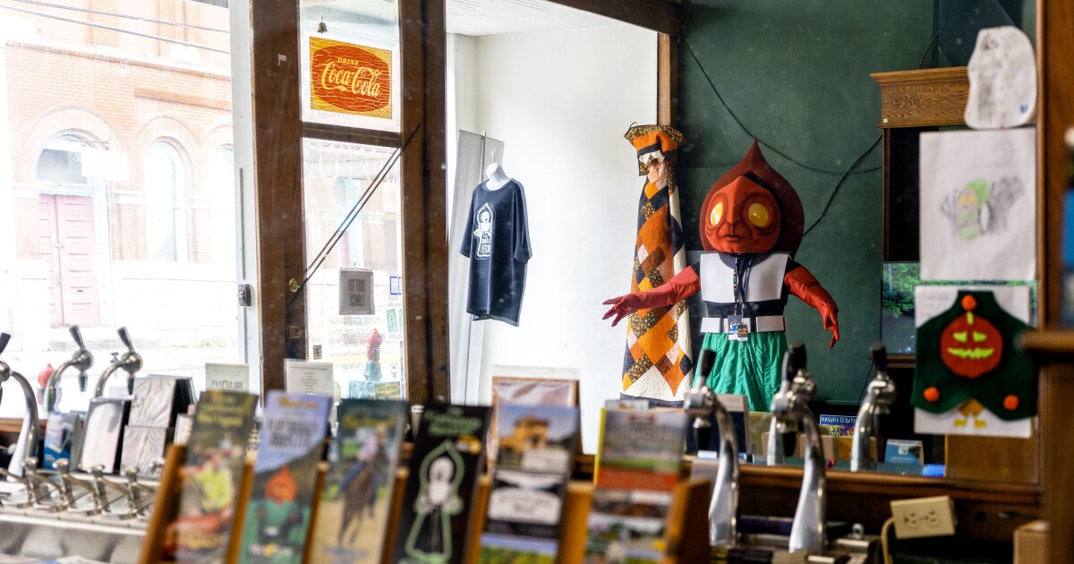 flatwoods monster flatwoods monster