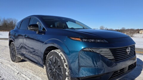 2026 Nissan Murano Platinum right front