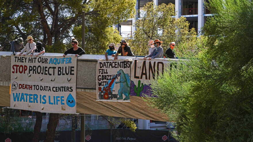 Bridge-protest-PB-9/18