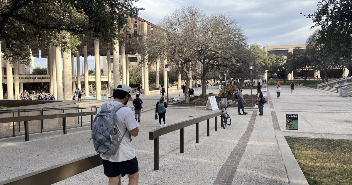Canvas cyberattack delays finals at UT San Antonio, UIW and Alamo Colleges