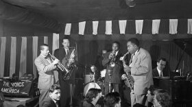 (r-l) Lennie Tristano and Charlie Parker with Hot Lips Page, Lester Young, and Max Kaminsky, at Birdland, 1949