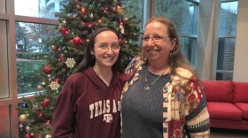 Noel Jett, left, with her mother, Nancy Shastid