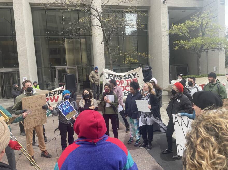 On Monday, a group of Metro Detroit Jews gathered in front of the McNamara Federal Building in downtown Detroit echoed that sentiment. The group called on Michigan’s U.S. senators to do more to demand a ceasefire in Israel and Gaza.