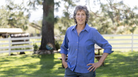 Denise Krause is the democratic candidate for Oregon state senate district 3.