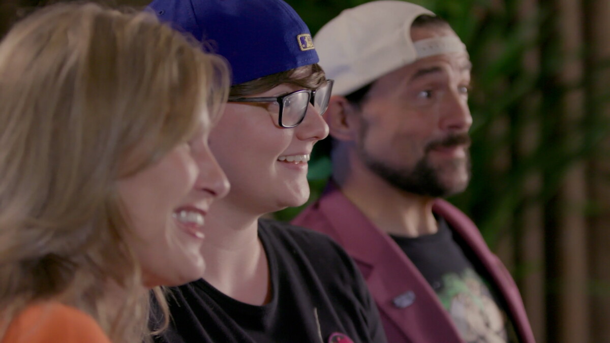 How a trans filmmaker in Kansas was forever changed by Kevin Smith's film 'Chasing Amy' - Vimarsana News