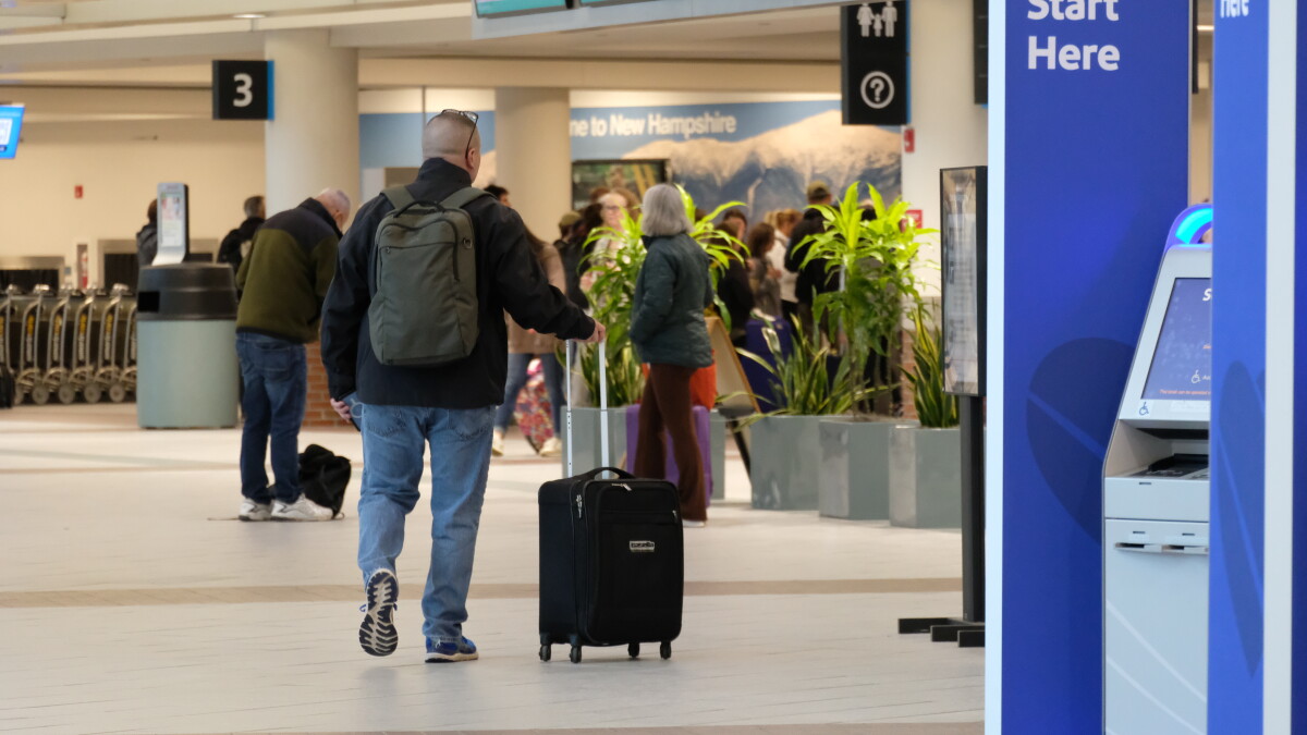 Despite MHT's friendly skies, few passengers taking flight - Vimarsana News