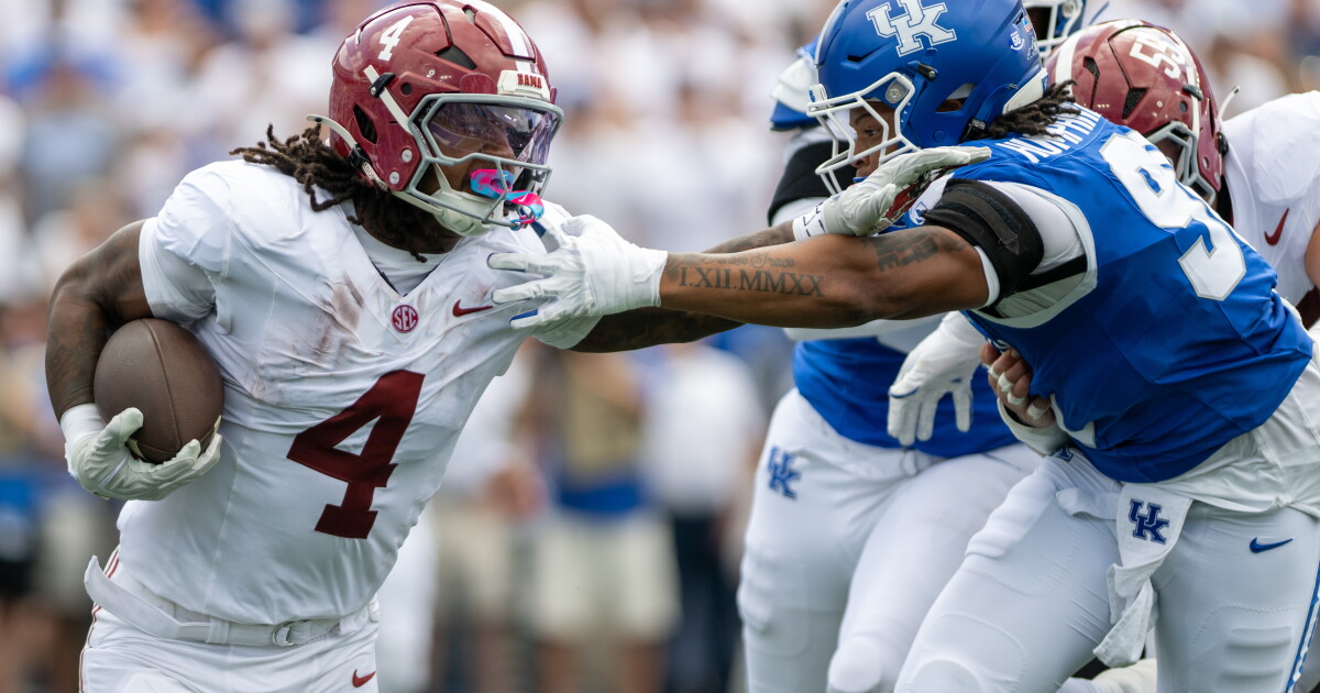 Alabama moves in the AP Top 25 following Kentucky game