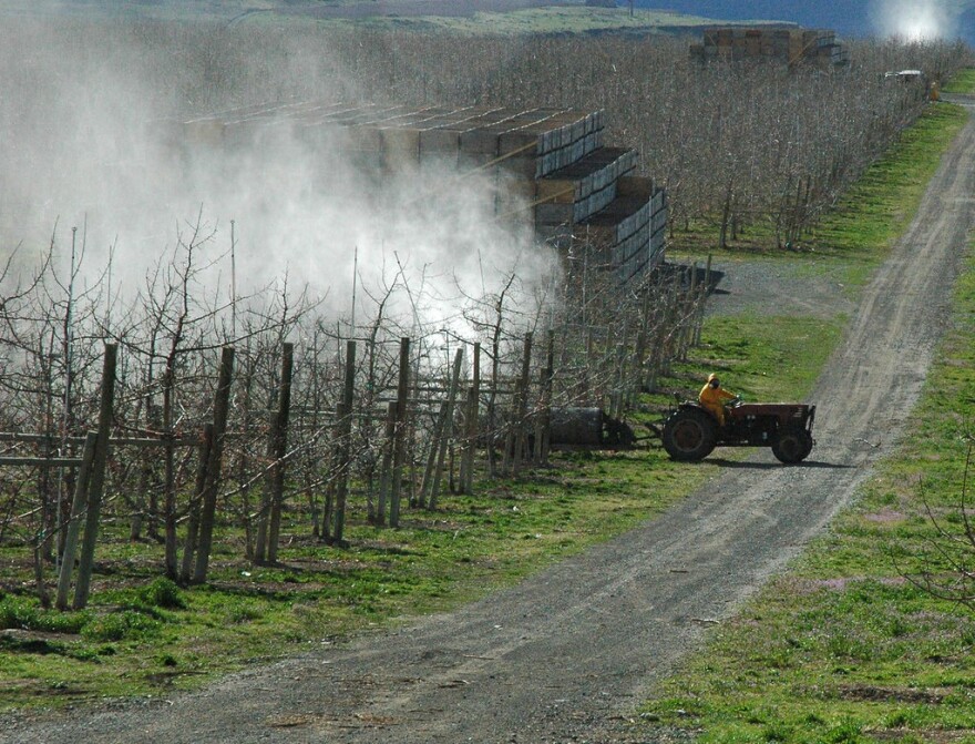 Pesticide is spread on crops in Washington State. Photo: Courtesy of Pablo Palmandez.