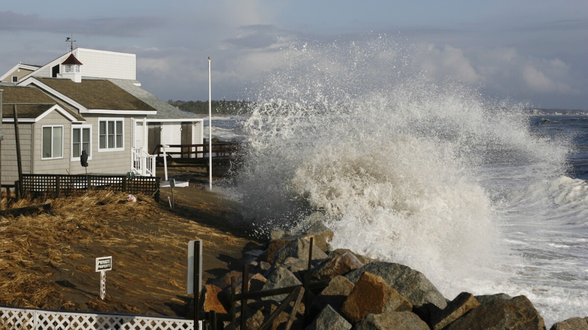 Will a new spur jetty curb erosion in Camp Ellis, Saco?