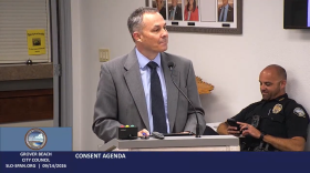 James Worthley, deputy director of the San Luis Obispo Council of Governments (SLOCOG), presenting the Regional Housing Needs Allocation (RHNA) goals at a Grover Beach City Council meeting Monday.