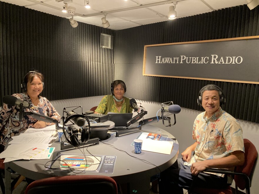  Allissa Taniguchi, left, and Eugene Tian, right, in-studio with Catherine Cruz.