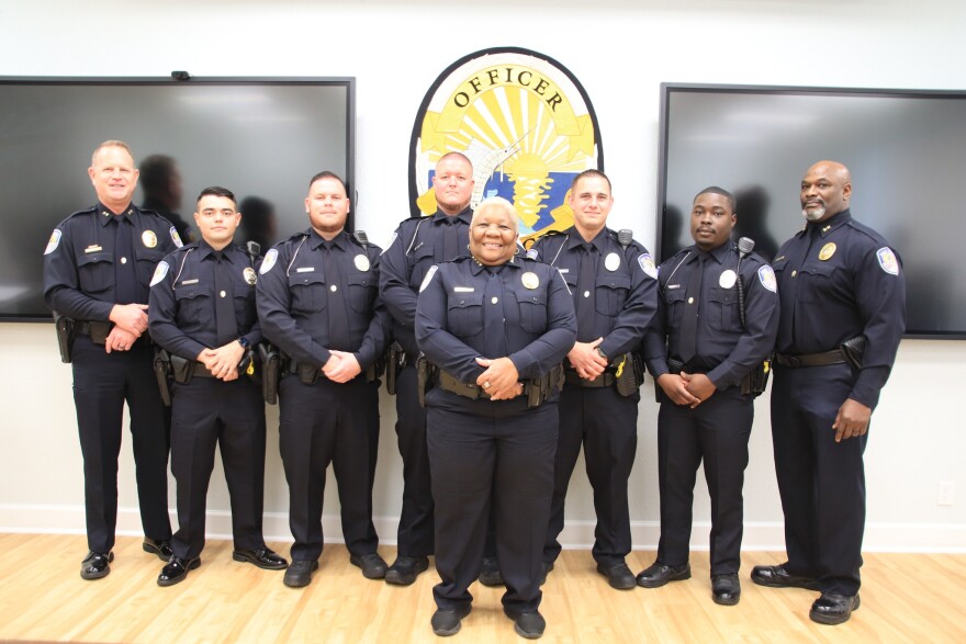 Fort Pierce Police Department Swears in 5 New Officers | WQCS
