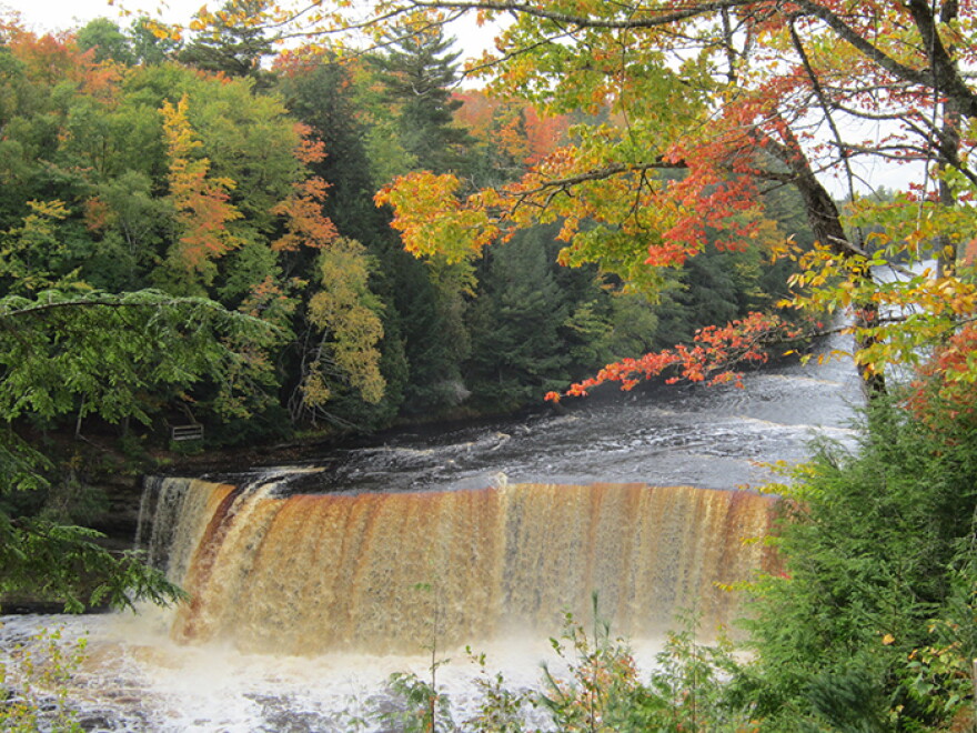Picture of a waterfall at the Tahquamenon Falls State Park.
