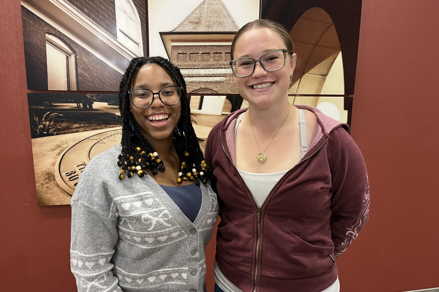 Bridgewater College student leaders Angel Humphrey and Josie Wilson participated in a free speech workshop led by PEN America.