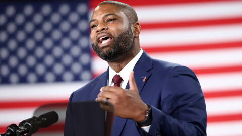 Florida Republican gubernatorial candidate Rep. Byron Donalds speaks during a campaign rally with Vice President JD Vance in Lakeland, Fla., Thursday, Oct. 1, 2026.