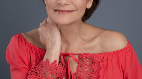Actor Irene Santiago.
